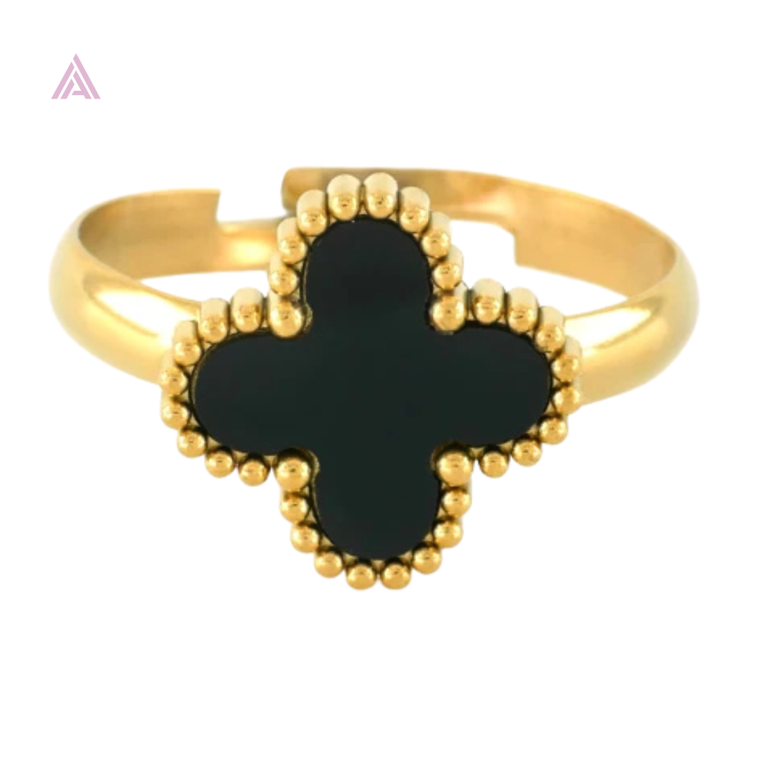 Luxurious Black Clover Ring