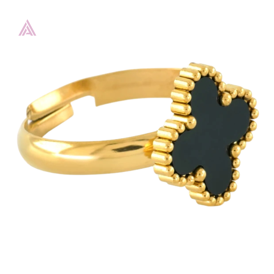 Luxurious Black Clover Ring